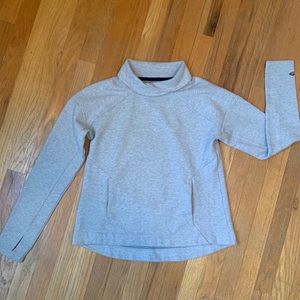 Women’s cowl-neck Pullover